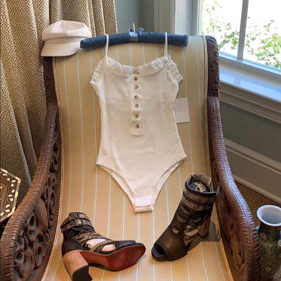 COTTON RIBBED BODYSUIT FEMININE RUFFLED TOP SURROUND QUALITY ALL RIBBED COTTON - Picture 5 of 10